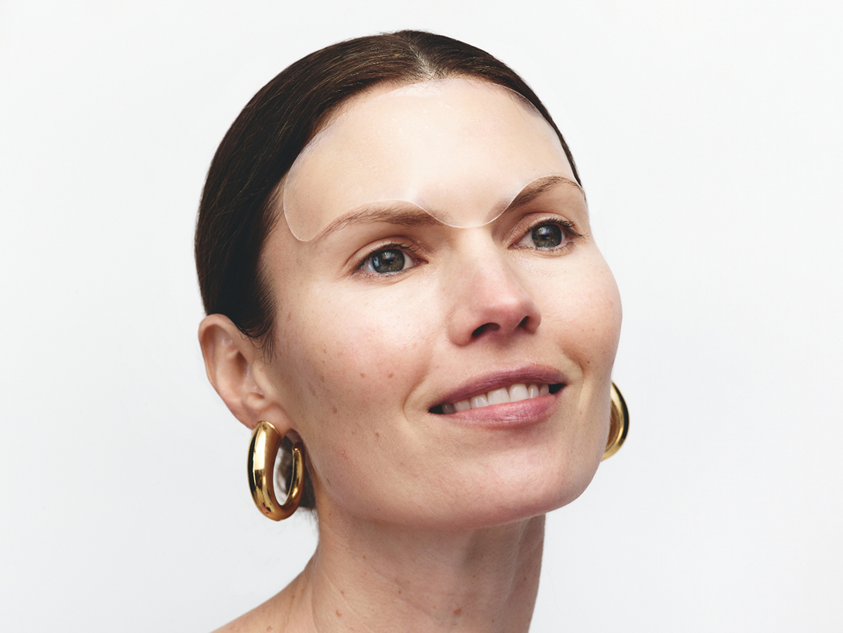 Wrinkles Schminkles blog banner on overnight skincare and the sleepmaxxing trend